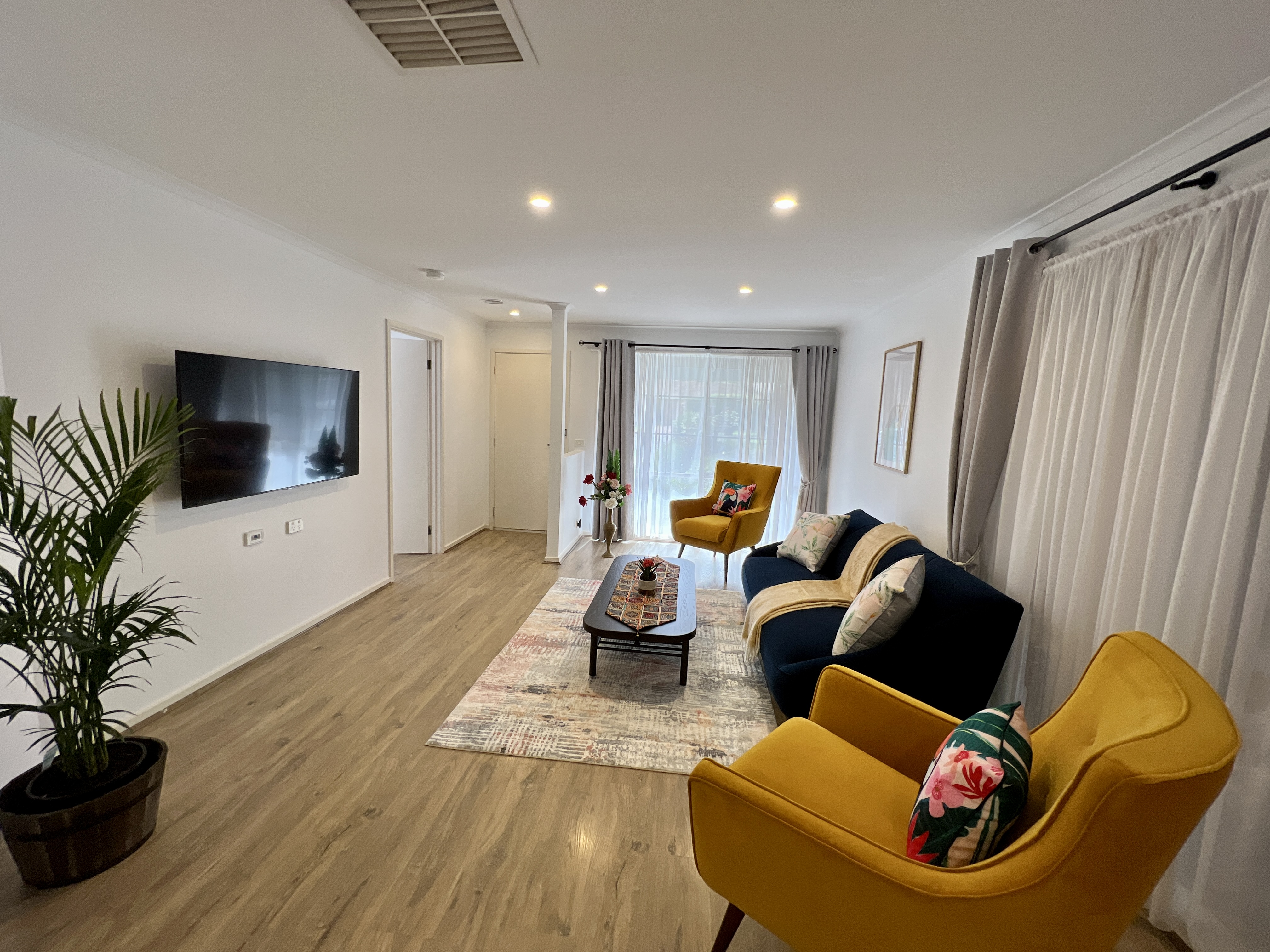 Romeo Court SIL Home kitchen